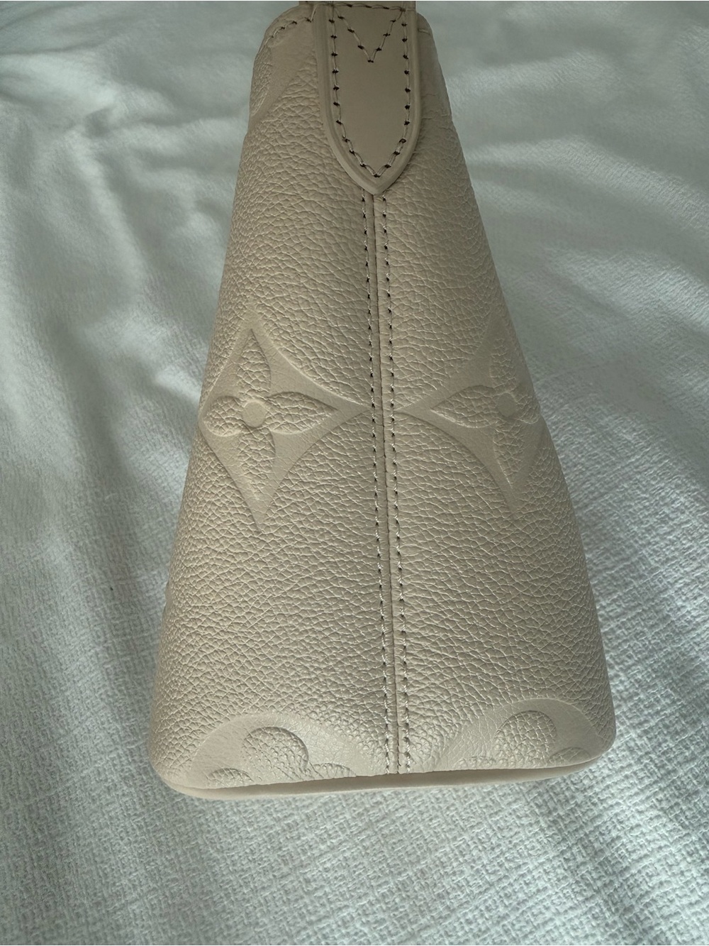Louis Vuitton All In BB - Picture 7 of 10